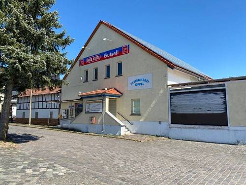 Ansicht - Grundstück mit aufstehendem SB-Markt im Ortszentrum von Förtha