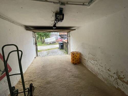 Garage - 