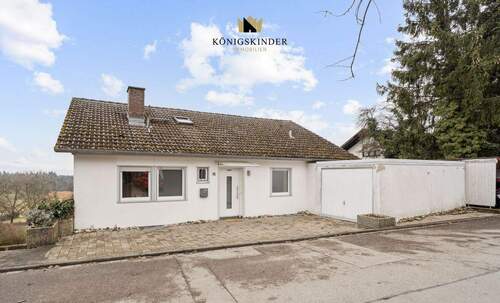 Einfamilienhaus - Begehrte Südhanglage, Nähe Bodensee mit Blick in die Natur und die Schweizer Berge.