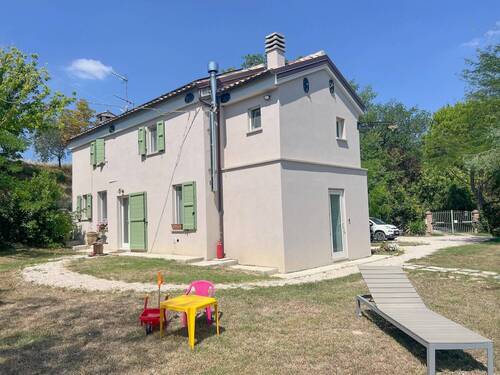 Bild 1 - Neu renoviertes Landhaus mit moderner Haustechnik, Panoramablick und Olivenhain