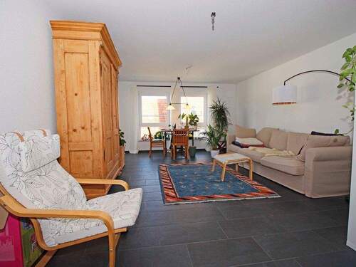 Wohnzimmer - 2 Zimmer Etagenwohnung in Beilstein / Schmidhausen