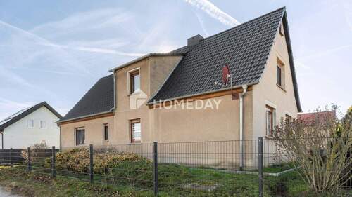 Außenansicht 3 -1 - 5 Zimmer Einfamilienhaus in Zörbig