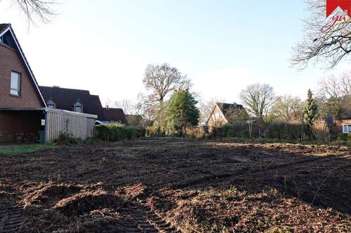 Straßenseite II - Grundstück in Aurich