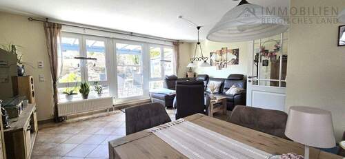 Wohn- und Esszimmer - 