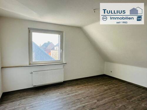 Schlafzimmer - 3 Zimmer Etagenwohnung zur Miete in Essen