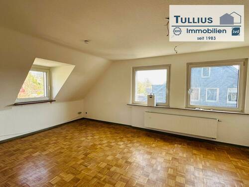 Wohnzimmer - Etagenwohnung mit 70,00 m² in Essen zur Miete