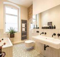 Stilvoller Altbau-Traum in bester Lage in Berlin-Mitte 2,5 Zimmern und luxuriösem Interior-Konzept