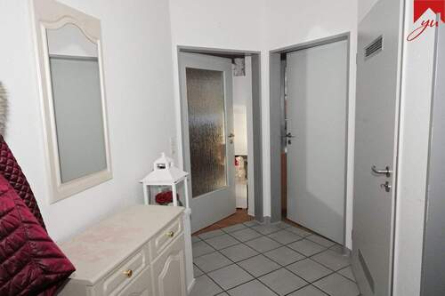 Eingangsbereich - 2 Zimmer Etagenwohnung zur Miete in Aurich