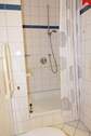 Badezimmer, Dusche (Vergleichsbild aus der Nachbarwhg.) - 