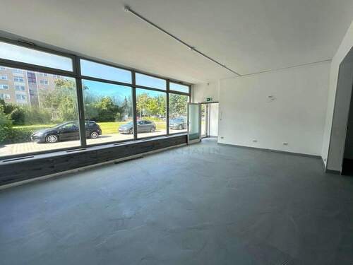 Verkaufsfläche - Gewerbeobjekt (Büro, Produktion, Verkauf) in Rostock