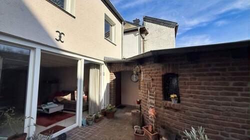 Anbau - 4 Zimmer Einfamilienhaus in Krefeld