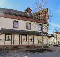 3 Wohnungen + 3 Apartments + Bäckerei im Herzen der Kurstadt Königsfeld - Um- und Ausbaupotential - Königsfeld im Schwarzwald