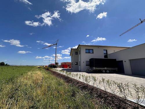Garagen und Felder - 