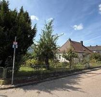 Schönes Grundstück mit Altbestand im Zentrum von Obertraubling