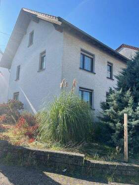 Bild 1 - Großzügiges freistehendes 1-2 Familienhaus in Wallerfangen-Ittersdorf zu verkaufen