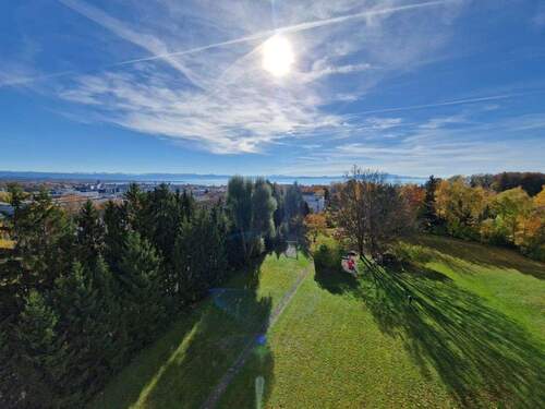 Blick vom Balkon - Etagenwohnung mit 64,00 m&sup2; in Friedrichshafen zum Kaufen