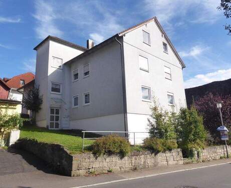 aussen - Helle 2-Zimmer Dachgeschosswohnung in Dörzbach