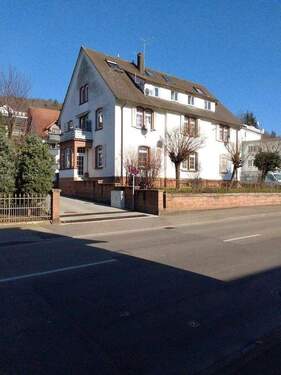 Bild 1 - Zentrumsnahes, vermietetes Mehrfamilienhaus in Lahr