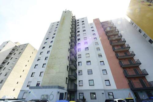 Herzlich willkommen! - 2-Zimmer-Eigentumswohnung mit Balkon - inkl. Tiefgaragenstellplatz in Lengfeld