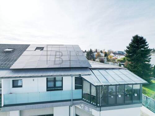 Drohnenaufnahmen - Mehrfamilienhaus, Wohnhaus mit 193,00 m&sup2; in Bobingen zum Kaufen