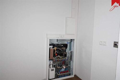 Abstellraum mit Waschmaschinenanschluss - 