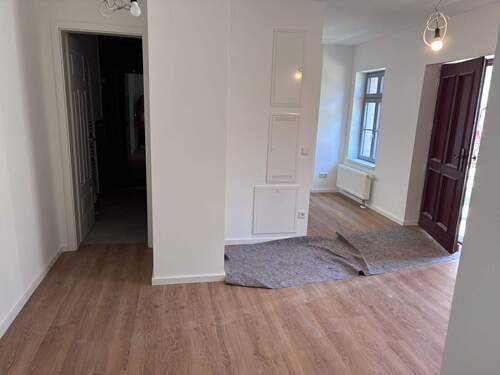 offener Wohn-/Essbereich - Etagenwohnung mit 39,00 m&sup2; in Fürth zur Miete