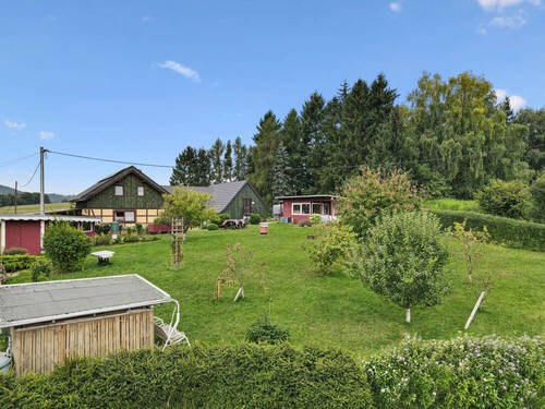 Grundstück g - 