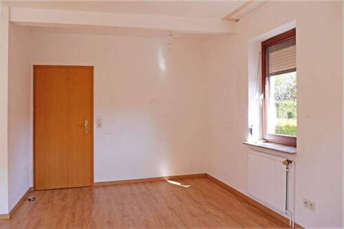 Wohnzimmer mit offenen Essbereich - 