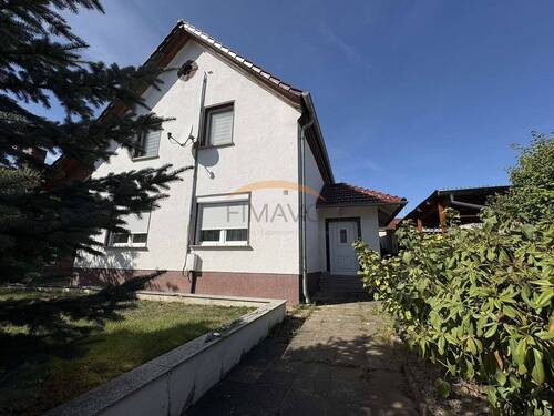 Außenansicht - 5 Zimmer Einfamilienhaus zum Kaufen in Neukieritzsch