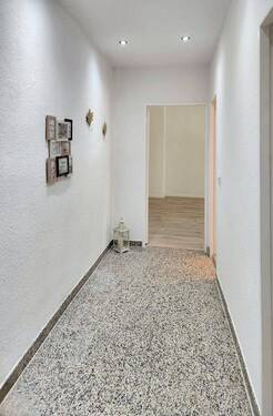 Flur - Etagenwohnung mit 48,90 m² in Berlin zum Kaufen
