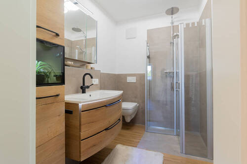 Duschbad mit bodengleicher Dusche - 