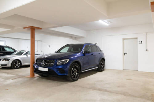 Tiefgaragen-Stellplatz - 