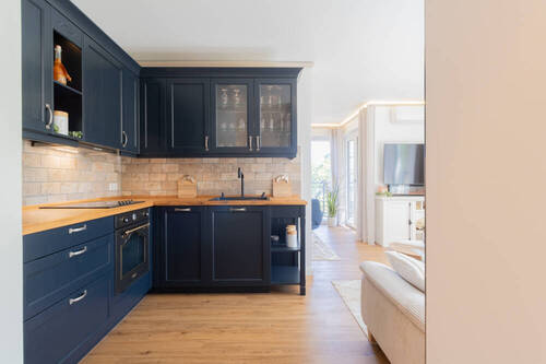 Einbauküche - 3 Zimmer Etagenwohnung zum Kaufen in Neustadt in Holstein