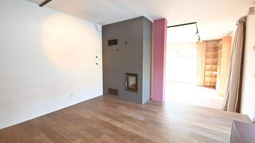 ...mit angrenzendem Kaminzimmer - 