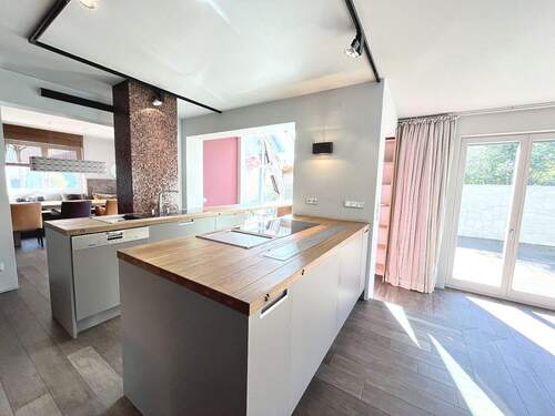 Herzstück... - Einfamilienhaus mit 223,40 m&sup2; in Neumarkt in der Oberpfalz / Rittershof zum Kaufen