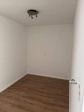 Muster Bild (Zimmer) - 1 Zimmer Etagenwohnung in Unterkirnach