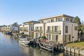 Bild 1 - Exklusives Wohnen in Berlin Tegel Urbane Wasserlage mit eigenem Bootsanleger