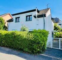 Charmantes Einfamilienhaus, 92 qm WFL mit toller Aufteilung + Garten in begehrter Lage in Bonn-Beuel