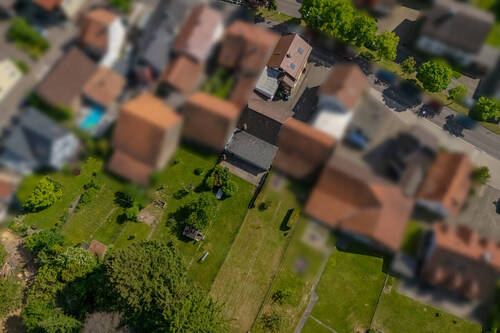 Luftansicht - Mehrfamilienhaus, Wohnhaus mit 268,00 m&sup2; in Karlsruhe - Palmbach zum Kaufen