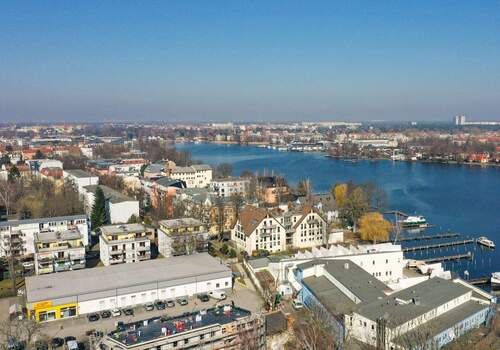 Umgebung - 4 Zimmer Mehrfamilienhaus, Wohnhaus in Berlin