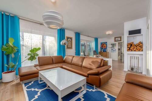 Titelbild - KENSINGTON EXKLUSIV - Erstklassiges Wohnen mit beheizbaren Pool auf Südgrundstück!