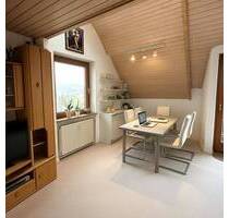 Architektonisch reizvolle 2,5-Zimmer-Galeriewohnung mit Dachterrasse in herrlicher Aussichtslage - Filderstadt Plattenhardt