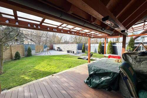 überdachte Außenterrasse - 