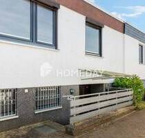 Endlich zuhause: Gemütliches Atrium-Reihenhaus mit Süd-Terrassenhof & viel Potenzial - Laatzen Rethen