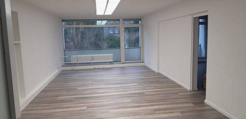 90faed43-4683-4d4e-94a2-4a60baa07b31.JPG - Sehr funktionale Büro- Praxis oder Galeriefläche in gutsichtbarer und frequentierter Lage