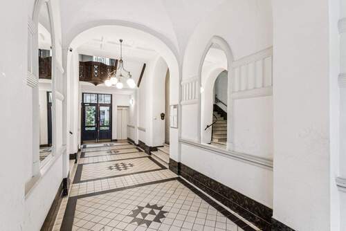 Entrée - 3 Zimmer Etagenwohnung zum Kaufen in Berlin