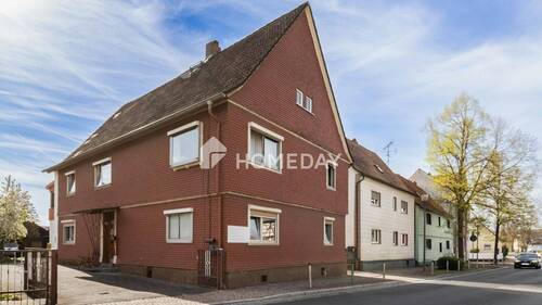 Außenansicht 2 - Einfamilienhaus mit 215,00 m&sup2; in Langenselbold zum Kaufen