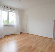 Perfekt Wohnen während des Studiums: 2 x je ein Zimmer in einer Wohngemeinschaft in Creidlitz - Coburg