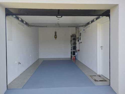 Garage - 