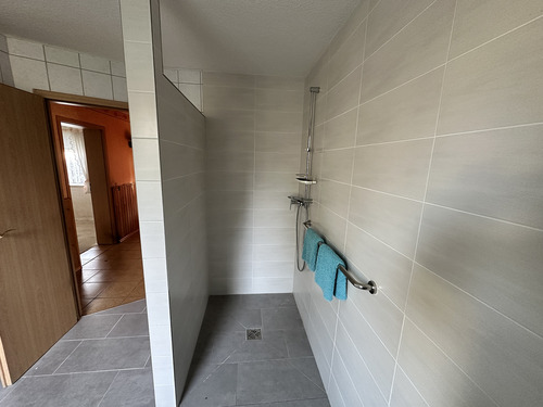 01_Bad_02.png - Einfamilienhaus mit 145,00 m&sup2; in Kitzscher zum Kaufen